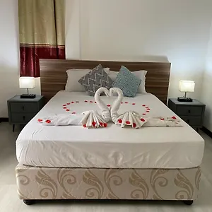 https://mer-riviere.maheislandhotels.com
